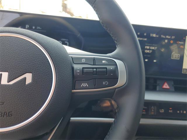 new 2025 Kia Sportage car, priced at $29,758