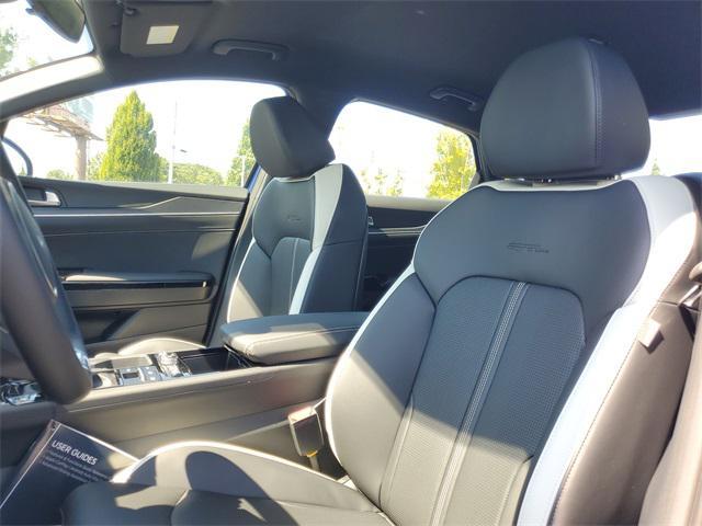 new 2025 Kia K5 car, priced at $28,282