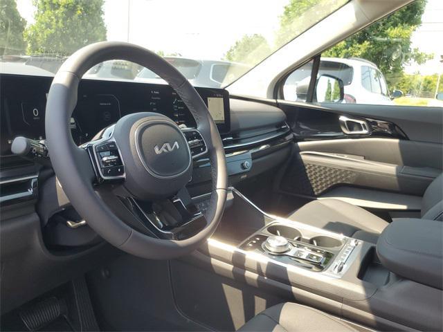 new 2025 Kia Carnival Hybrid car, priced at $55,522