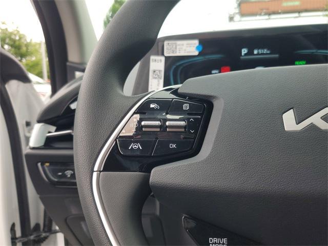 new 2025 Kia Niro car, priced at $27,778