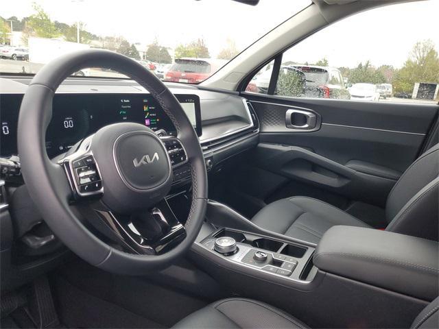 used 2025 Kia Sorento Hybrid car, priced at $37,988