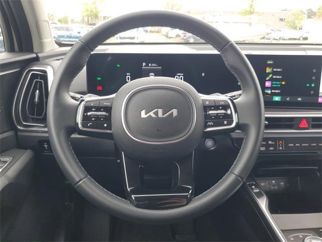 used 2025 Kia Sorento Hybrid car, priced at $37,988