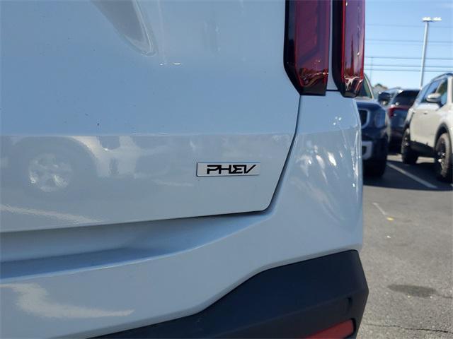 new 2025 Kia Sorento Plug-In Hybrid car, priced at $47,425