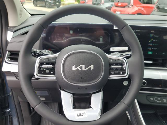 new 2025 Kia Carnival car, priced at $52,141