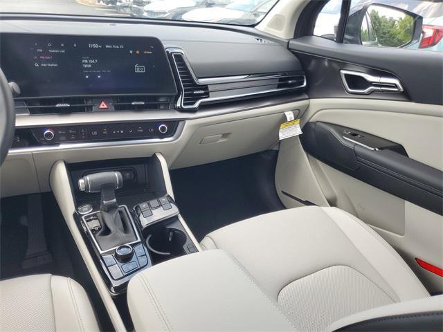 new 2025 Kia Sportage car, priced at $29,304