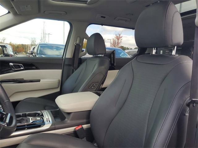 used 2022 Kia Carnival car, priced at $31,488