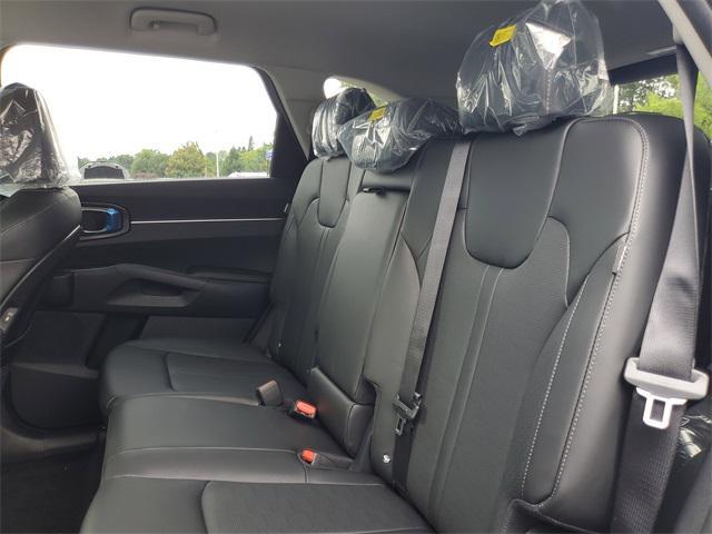 new 2025 Kia Sorento car, priced at $35,544