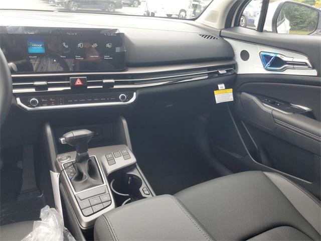 new 2026 Kia Sportage car, priced at $33,946