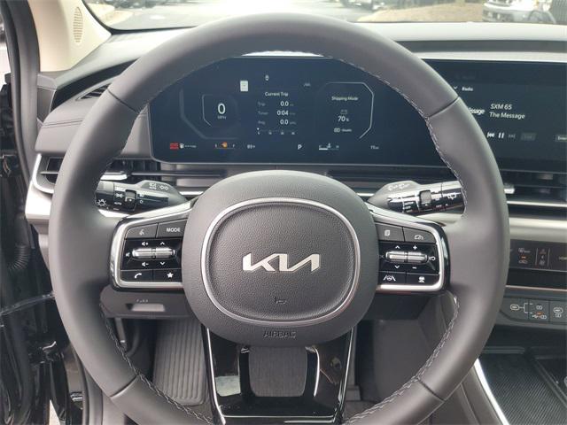 new 2025 Kia Carnival car, priced at $47,165