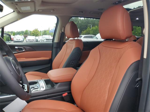 new 2025 Kia Carnival car, priced at $47,165