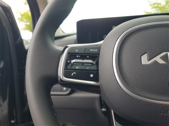 new 2025 Kia Carnival car, priced at $47,165