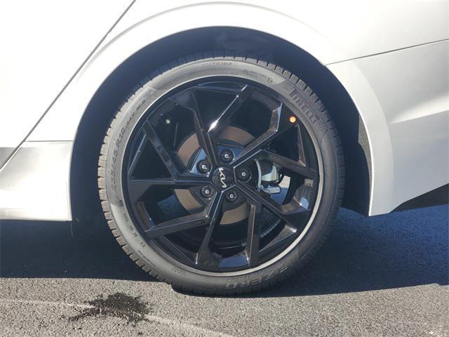 new 2026 Kia K5 car, priced at $32,683