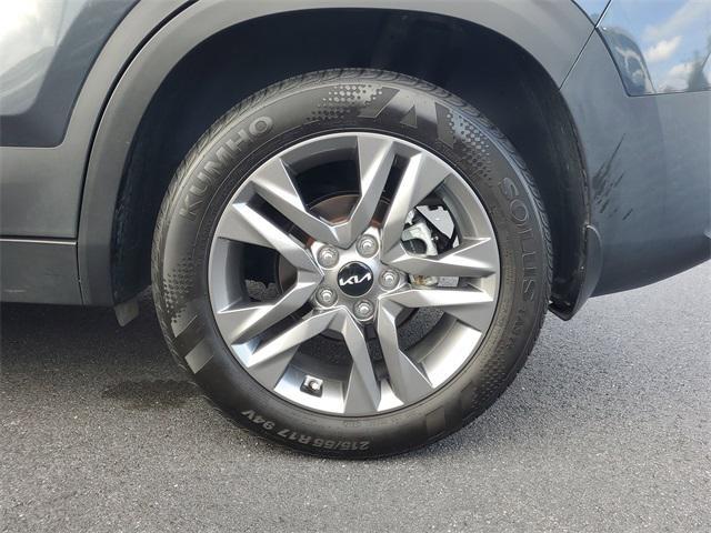 used 2023 Kia Seltos car, priced at $20,695