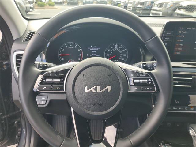 used 2023 Kia Seltos car, priced at $20,695