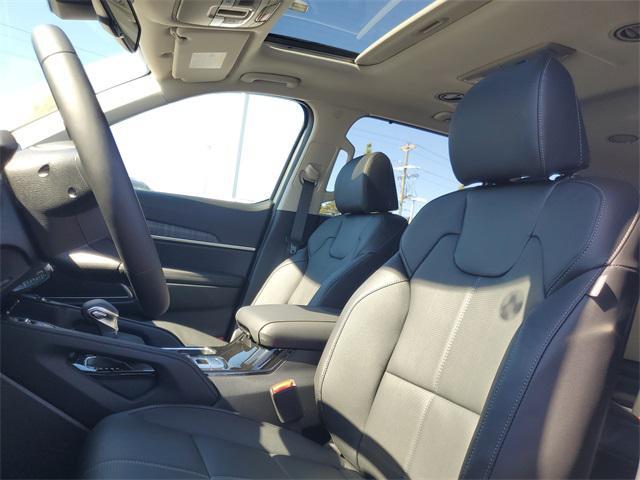 new 2025 Kia Telluride car, priced at $44,712