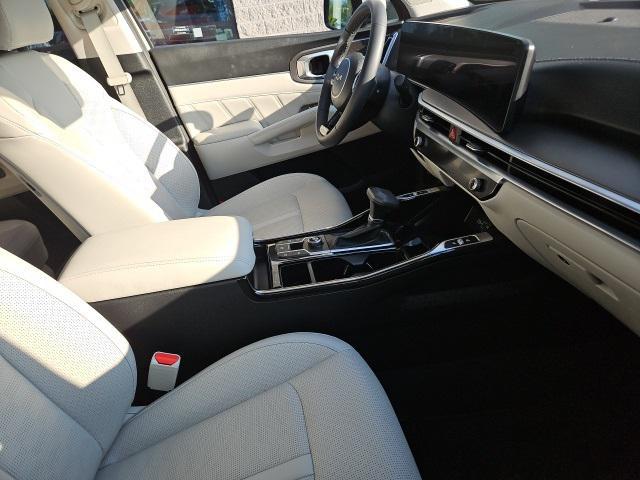 used 2024 Kia Sorento car, priced at $34,990