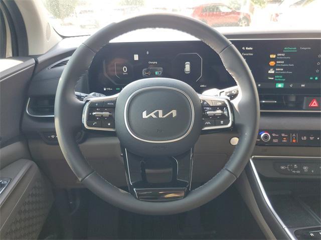 new 2025 Kia Carnival Hybrid car, priced at $47,505