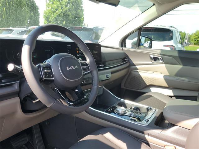 new 2025 Kia Carnival Hybrid car, priced at $47,505