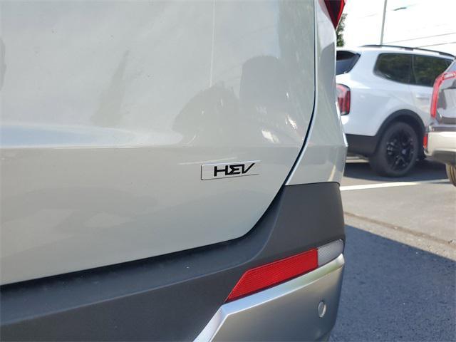 new 2025 Kia Carnival Hybrid car, priced at $47,505