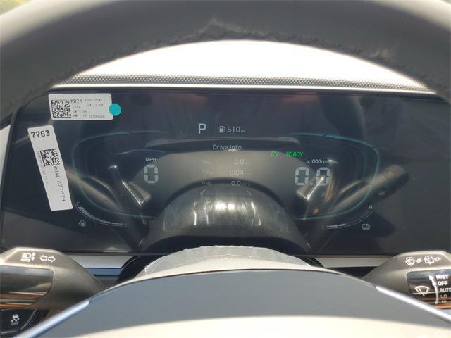 new 2025 Kia Niro car, priced at $30,504