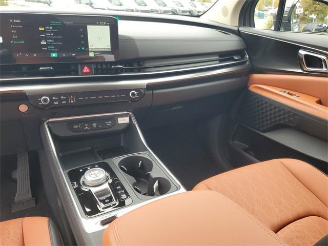 new 2026 Kia Carnival Hybrid car, priced at $49,077