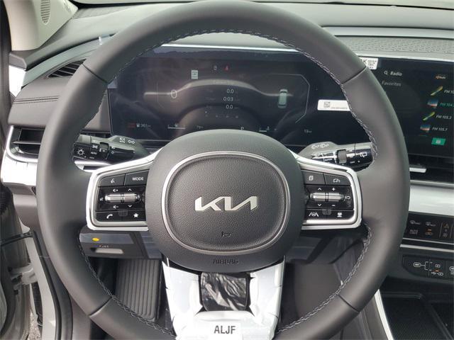 new 2026 Kia Carnival car, priced at $47,082