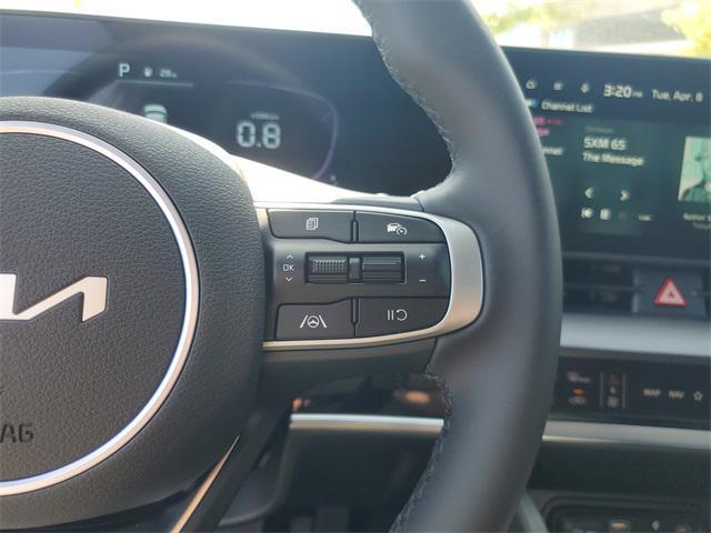 new 2025 Kia Sportage car, priced at $29,758