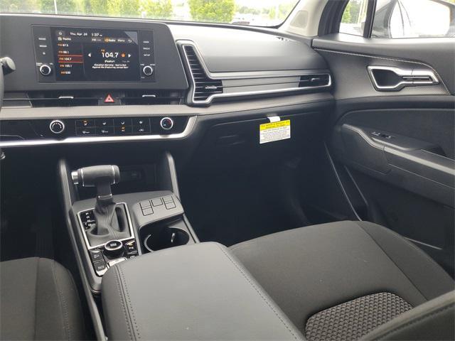 new 2025 Kia Sportage car, priced at $27,970