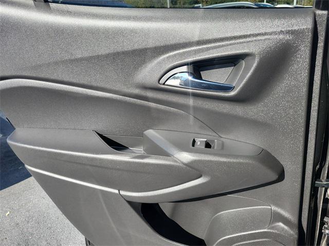 used 2025 Chevrolet Trax car, priced at $20,988