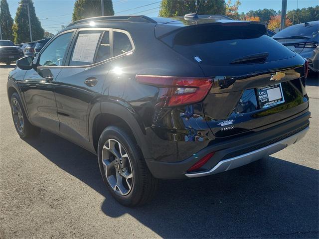 used 2025 Chevrolet Trax car, priced at $20,988