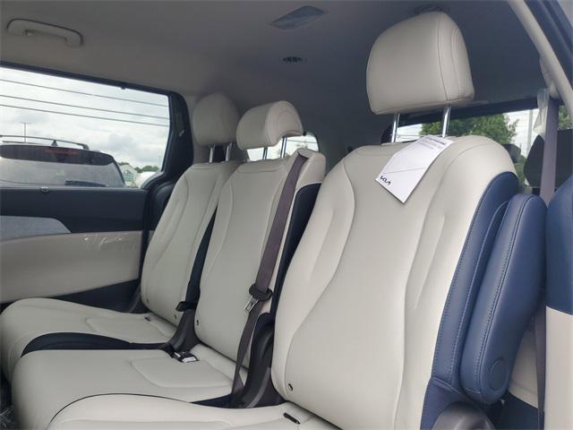 new 2026 Kia Carnival Hybrid car, priced at $43,743