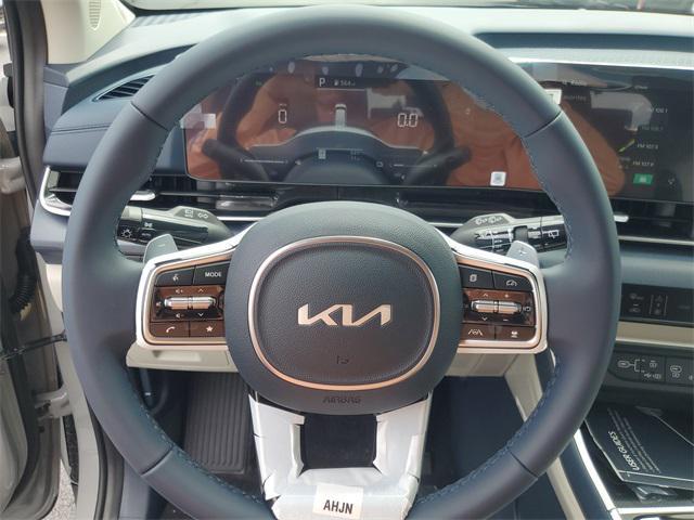 new 2026 Kia Carnival Hybrid car, priced at $43,743