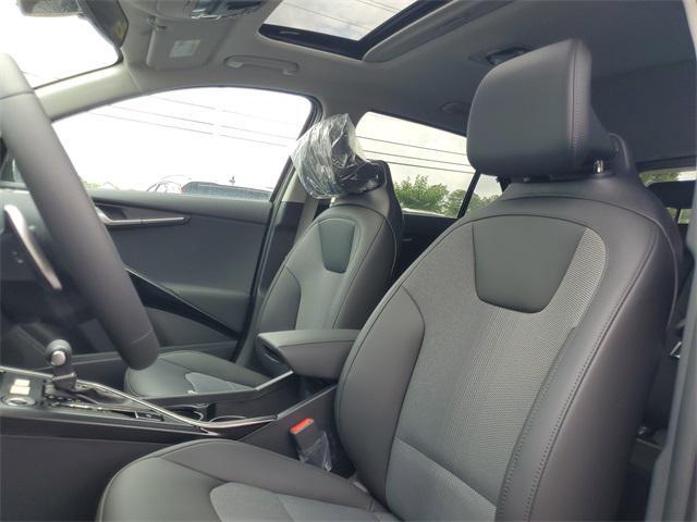 new 2025 Kia Niro car, priced at $32,987