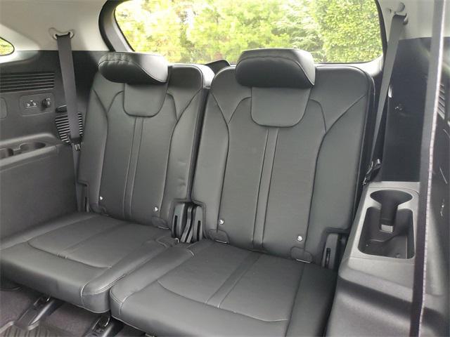 used 2025 Kia Sorento car, priced at $37,988