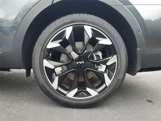 used 2025 Kia Sorento car, priced at $37,988