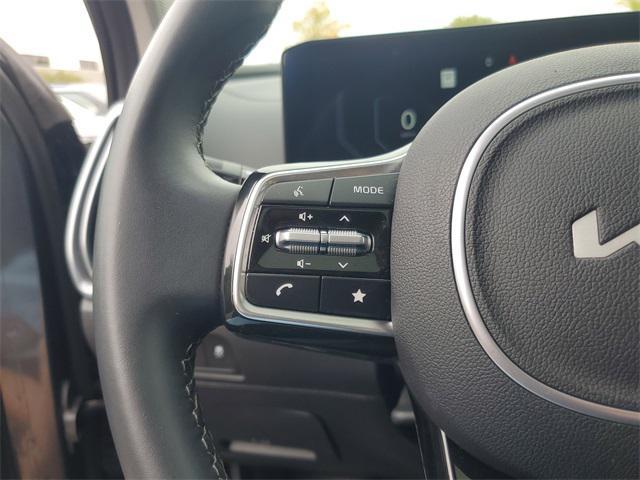 used 2025 Kia Sorento car, priced at $37,988