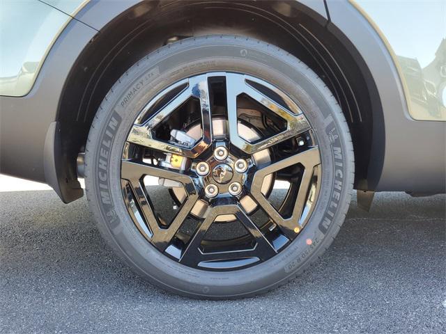 new 2025 Kia Telluride car, priced at $46,517