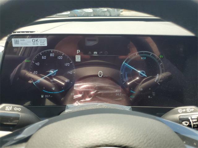 new 2025 Kia Sportage car, priced at $45,737