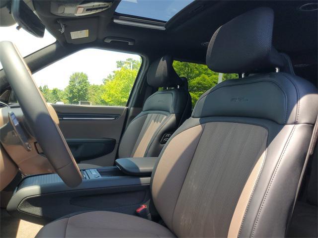 new 2026 Kia EV9 car, priced at $70,922