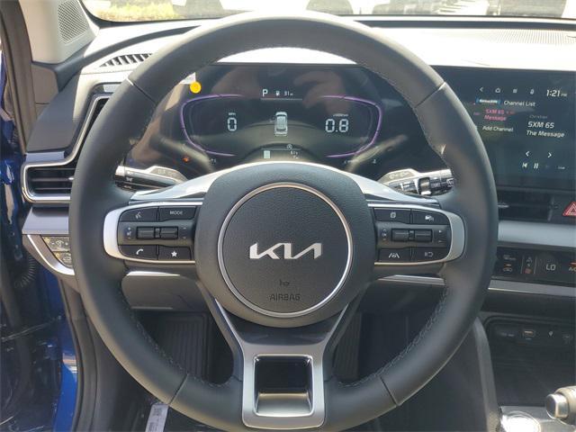 new 2025 Kia Sportage car, priced at $31,258