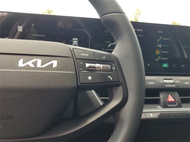 new 2025 Kia K4 car, priced at $24,706
