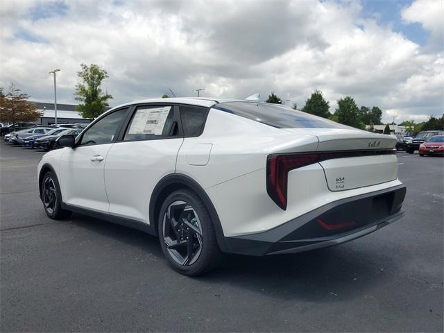 new 2025 Kia K4 car, priced at $24,706