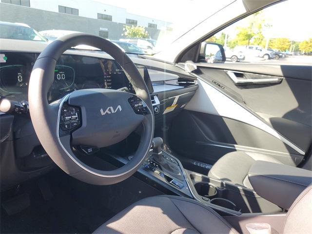 new 2025 Kia Niro car, priced at $33,658