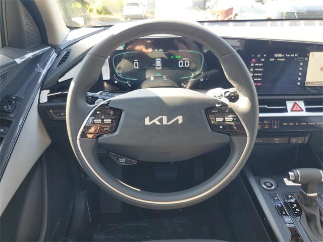 new 2025 Kia Niro car, priced at $33,658