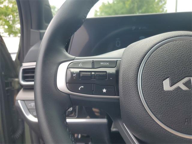 new 2024 Kia Sportage car, priced at $33,621