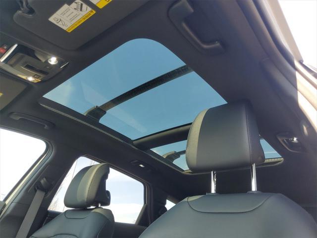 new 2024 Kia Sportage car, priced at $33,687