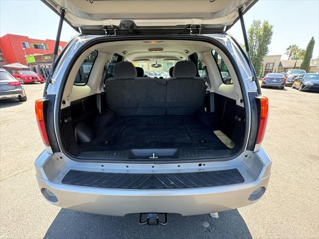 used 2007 GMC Envoy car, priced at $7,990