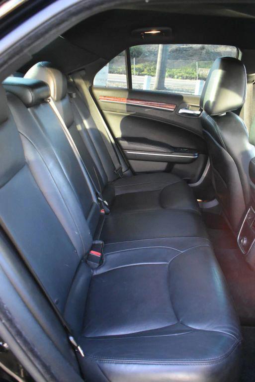 used 2012 Chrysler 300 car
