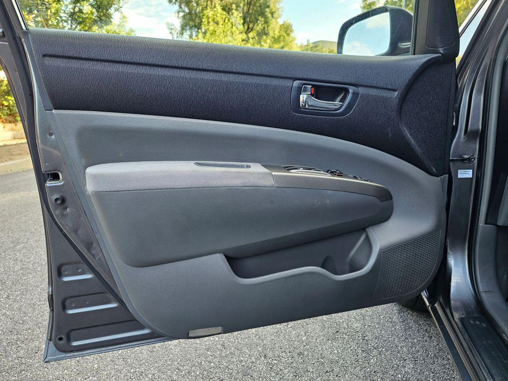 used 2007 Toyota Prius car, priced at $7,999