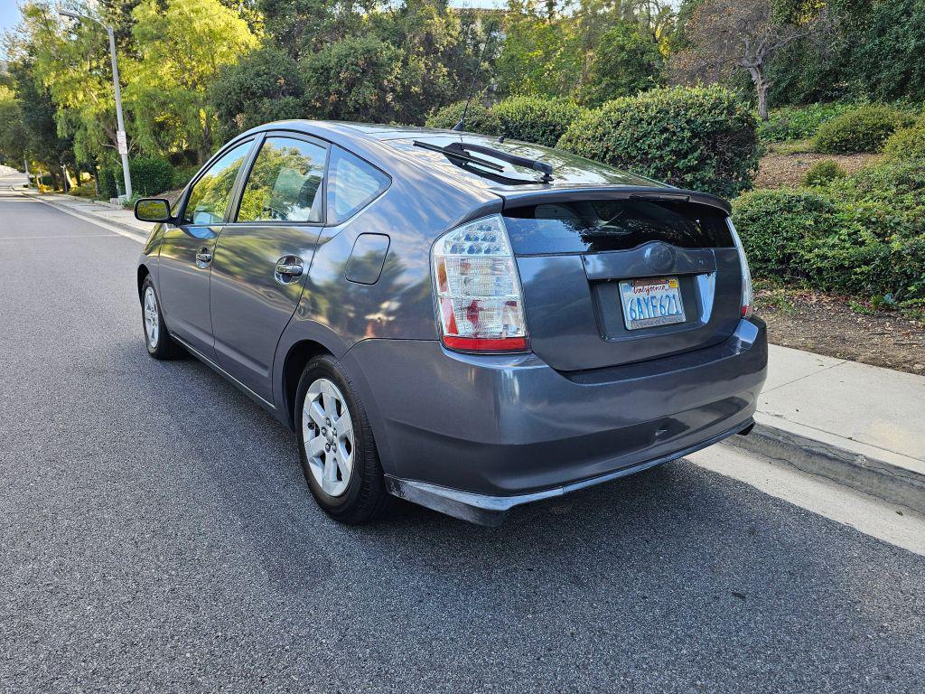 used 2007 Toyota Prius car, priced at $7,999